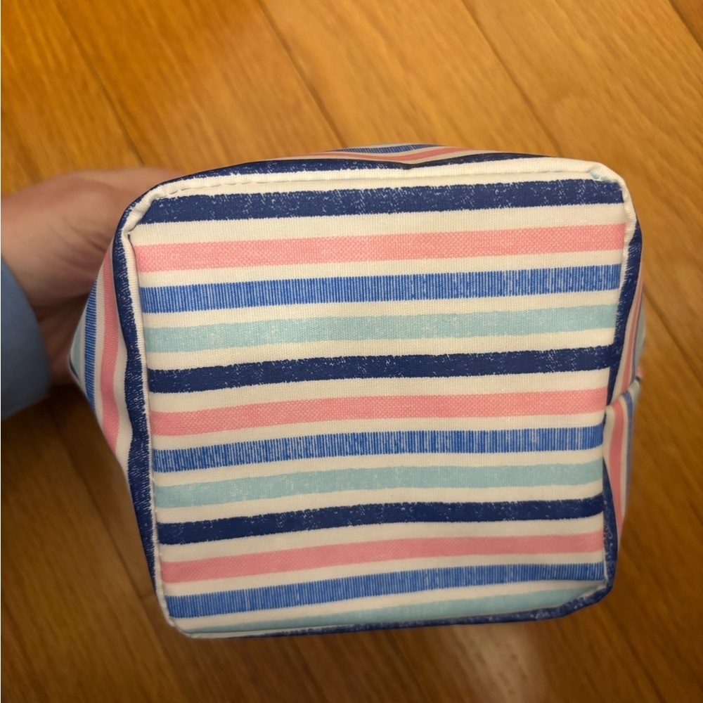 Scout Crown Jewels Makeup Bag Fun Dip Print - Picture 4 of 4